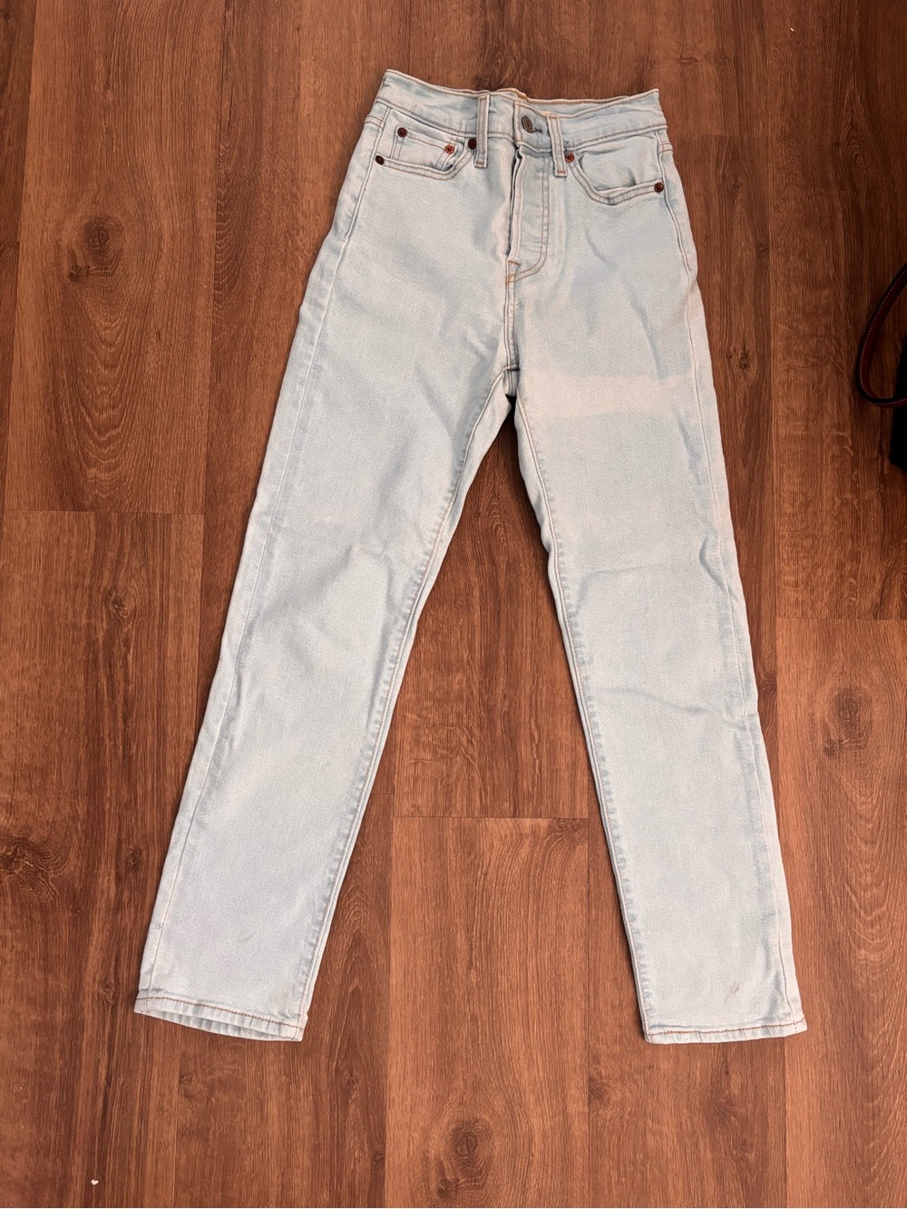 Levi’s Wedgie Straight